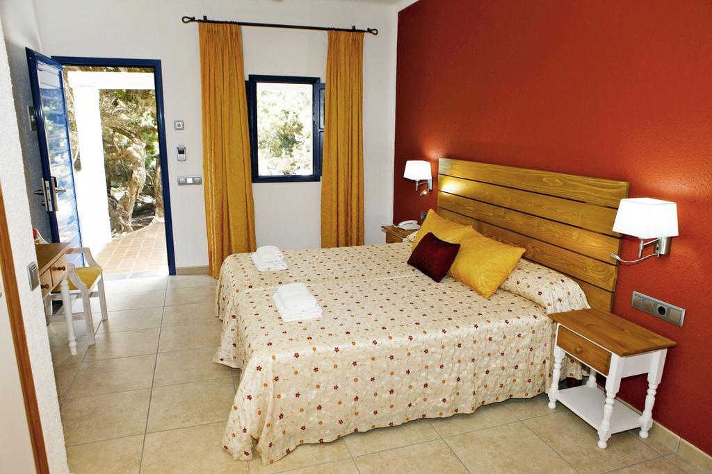 Hotel Ca Marí Playa de Migjorn Habitación foto